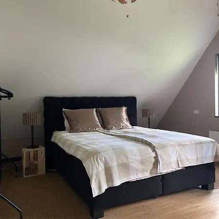 Prinshaerlyck Overnachten Bed and Breakfast Made