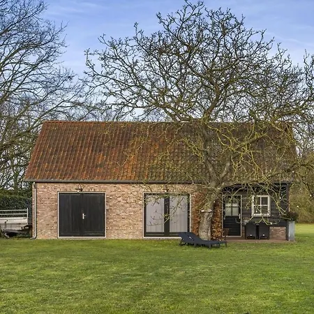 Bed & Breakfast Dahliahoeve Voorheen Prinshaerlyck Overnachten